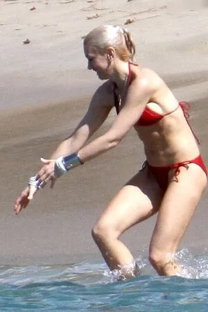 Gwen Stefani OnlyFans Leaked Free Thumbnail Picture - #RAgwD4yteE