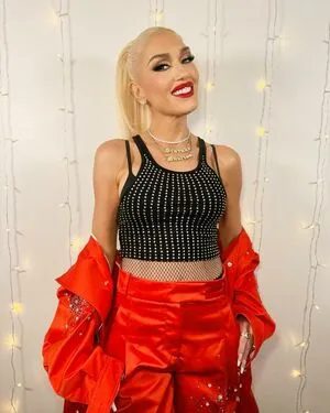 Gwen Stefani OnlyFans Leaked Free Thumbnail Picture - #4e68cIsXDI