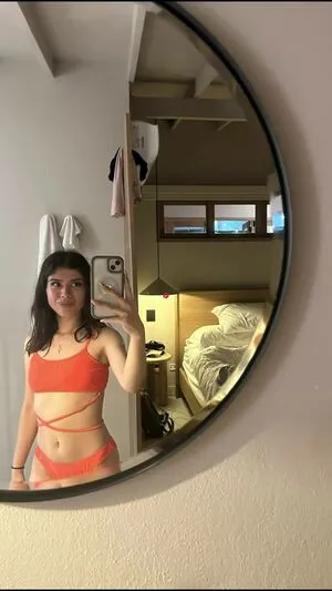 Gwendalin OnlyFans Leaked Free Thumbnail Picture - #0pNrFOOuX2