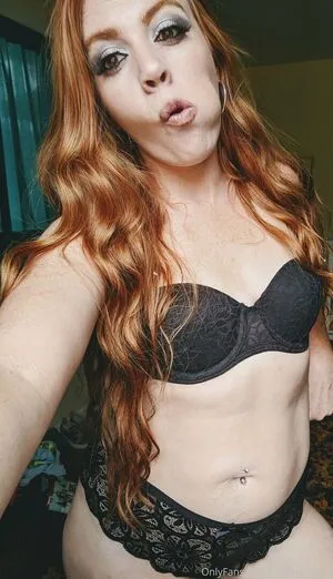 Gwennie1993 OnlyFans Leaked Free Thumbnail Picture - #Aki1x223P2