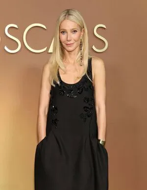 Gwyneth Paltrow OnlyFans Leaked Free Thumbnail Picture - #6drXFZOPh4