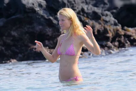 Gwyneth Paltrow OnlyFans Leaked Free Thumbnail Picture - #KgCBz1HUff