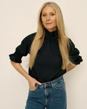 Gwyneth Paltrow OnlyFans Leaked Free Thumbnail Picture - #NB9P2Ow4x3