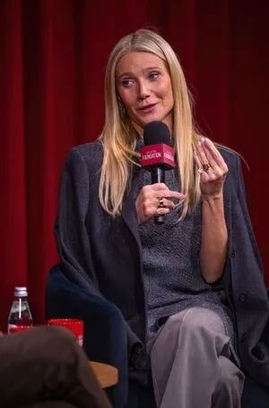 Gwyneth Paltrow OnlyFans Leaked Free Thumbnail Picture - #fYgePy6qsX
