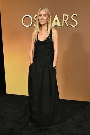 Gwyneth Paltrow OnlyFans Leaked Free Thumbnail Picture - #fnckUojjEL