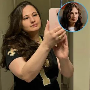 Gypsy Rose OnlyFans Leaked Free Thumbnail Picture - #1KP5gJR5aN
