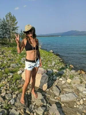 Gypsyhippietravel OnlyFans Leaked Free Thumbnail Picture - #aYkoKhfSFa