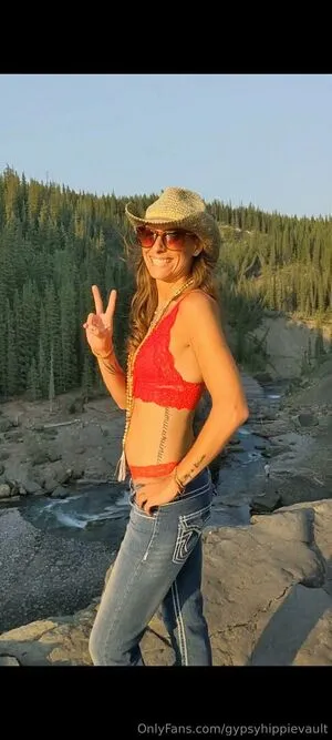 Gypsyhippievault OnlyFans Leaked Free Thumbnail Picture - #gBfwpq1uY6