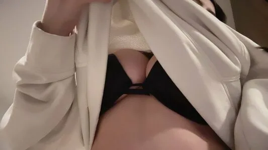 H Azzuu OnlyFans Leaked Free Thumbnail Picture - #Ghh3D5sal5