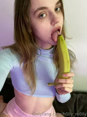 H0lly M0lly OnlyFans Leaked Free Thumbnail Picture - #x0HuK6AO8T