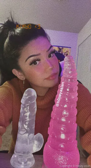 H0ney Asian OnlyFans Leaked Free Thumbnail Picture - #cutX6IyK0v