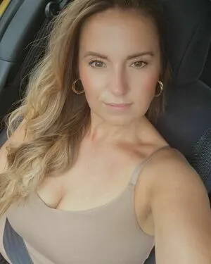 H0t Wife69 OnlyFans Leaked Free Thumbnail Picture - #GEWUybyx14