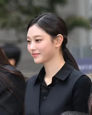 Haerin OnlyFans Leaked Free Thumbnail Picture - #OVGTxPvTEw