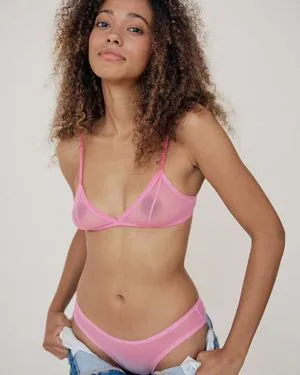 Haianny Pereira Carvalho OnlyFans Leaked Free Thumbnail Picture - #7G928JXVEZ