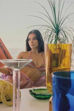 Hailee Steinfeld OnlyFans Leaked Free Thumbnail Picture - #1u7Gyz4ebC