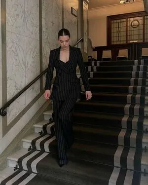 Hailee Steinfeld OnlyFans Leaked Free Thumbnail Picture - #5g3DEFwRXF