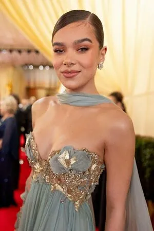 Hailee Steinfeld OnlyFans Leaked Free Thumbnail Picture - #7vahrGaWUL