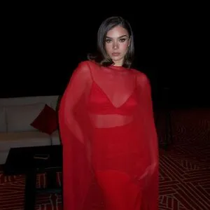 Hailee Steinfeld OnlyFans Leaked Free Thumbnail Picture - #BR2XsYyluk