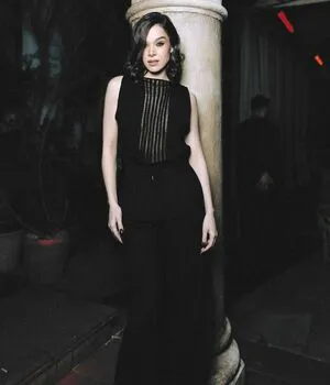 Hailee Steinfeld OnlyFans Leaked Free Thumbnail Picture - #C7XlZEeesC