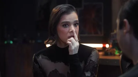 Hailee Steinfeld OnlyFans Leaked Free Thumbnail Picture - #FIJiMEJl8S