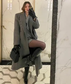 Hailee Steinfeld OnlyFans Leaked Free Thumbnail Picture - #FP4mFvBHwC
