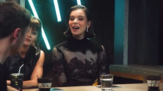 Hailee Steinfeld OnlyFans Leaked Free Thumbnail Picture - #MpUUdCWA5i
