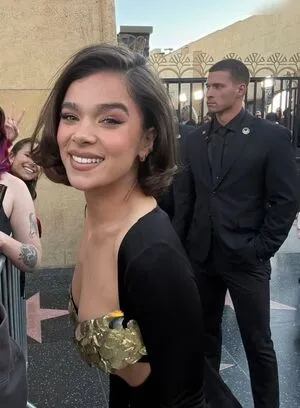 Hailee Steinfeld OnlyFans Leaked Free Thumbnail Picture - #ZOAJsfgVh0