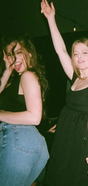 Hailee Steinfeld OnlyFans Leaked Free Thumbnail Picture - #eGdnm3FKrQ