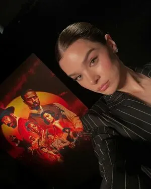 Hailee Steinfeld OnlyFans Leaked Free Thumbnail Picture - #kDyOnMvPnO