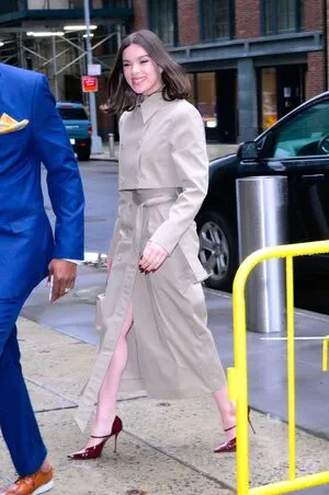 Hailee Steinfeld OnlyFans Leaked Free Thumbnail Picture - #kzHflvuohE