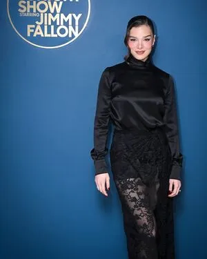 Hailee Steinfeld OnlyFans Leaked Free Thumbnail Picture - #qAlVtpg9Rd