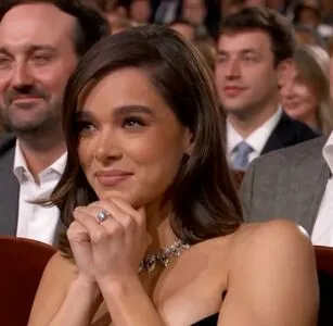 Hailee Steinfeld OnlyFans Leaked Free Thumbnail Picture - #seyRL8Uran