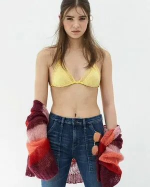 Hailee Steinfeld OnlyFans Leaked Free Thumbnail Picture - #xjPndHmXrp