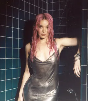 Hailee Steinfeld OnlyFans Leaked Free Thumbnail Picture - #66f1iAEtbT