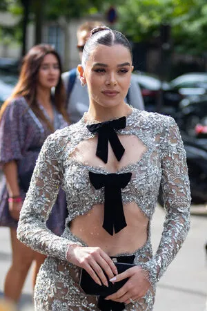 Hailee Steinfeld OnlyFans Leaked Free Thumbnail Picture - #8l9ZpWan1Y