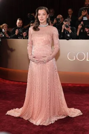 Hailee Steinfeld OnlyFans Leaked Free Thumbnail Picture - #B6pKE10Q8z