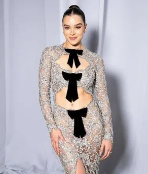 Hailee Steinfeld OnlyFans Leaked Free Thumbnail Picture - #IONHYCZd3s