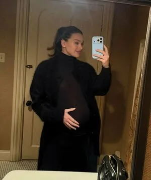 Hailee Steinfeld OnlyFans Leaked Free Thumbnail Picture - #YBYB9kmfS1