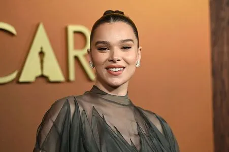 Hailee Steinfeld OnlyFans Leaked Free Thumbnail Picture - #aNIl91HZ7l
