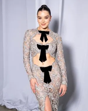 Hailee Steinfeld OnlyFans Leaked Free Thumbnail Picture - #bWSKgaIwKA