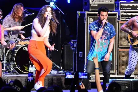 Hailee Steinfeld OnlyFans Leaked Free Thumbnail Picture - #cJ2sYXX8D8