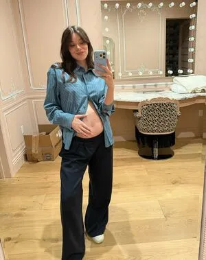 Hailee Steinfeld OnlyFans Leaked Free Thumbnail Picture - #fVIcwNE3AB