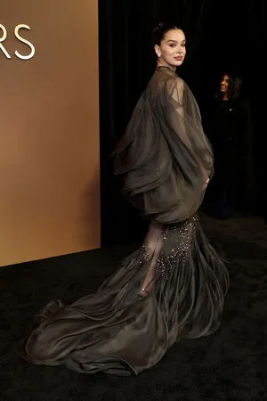 Hailee Steinfeld OnlyFans Leaked Free Thumbnail Picture - #nAYzaSXOBT