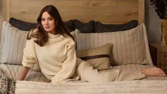 Hailee Steinfeld OnlyFans Leaked Free Thumbnail Picture - #q87KoD4rl3