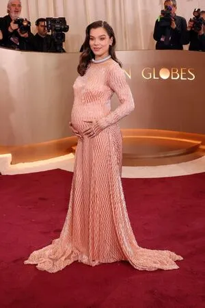 Hailee Steinfeld OnlyFans Leaked Free Thumbnail Picture - #rM9r1L4FE4