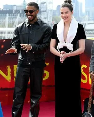 Hailee Steinfeld OnlyFans Leaked Free Thumbnail Picture - #uiTd0vJHOX