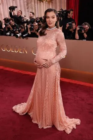 Hailee Steinfeld OnlyFans Leaked Free Thumbnail Picture - #wBmMqOSbhE