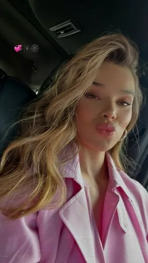 Hailee Steinfeld OnlyFans Leaked Free Thumbnail Picture - #2s6YhFu5kT