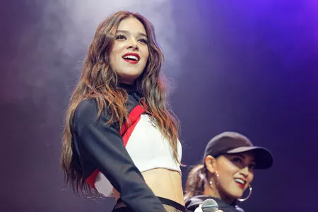 Hailee Steinfeld OnlyFans Leaked Free Thumbnail Picture - #3EtUcvyFUh