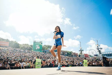 Hailee Steinfeld OnlyFans Leaked Free Thumbnail Picture - #3h51Ys9CAn